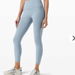 Lululemon Wunder Train High-Rise Tight 25"
Chambray